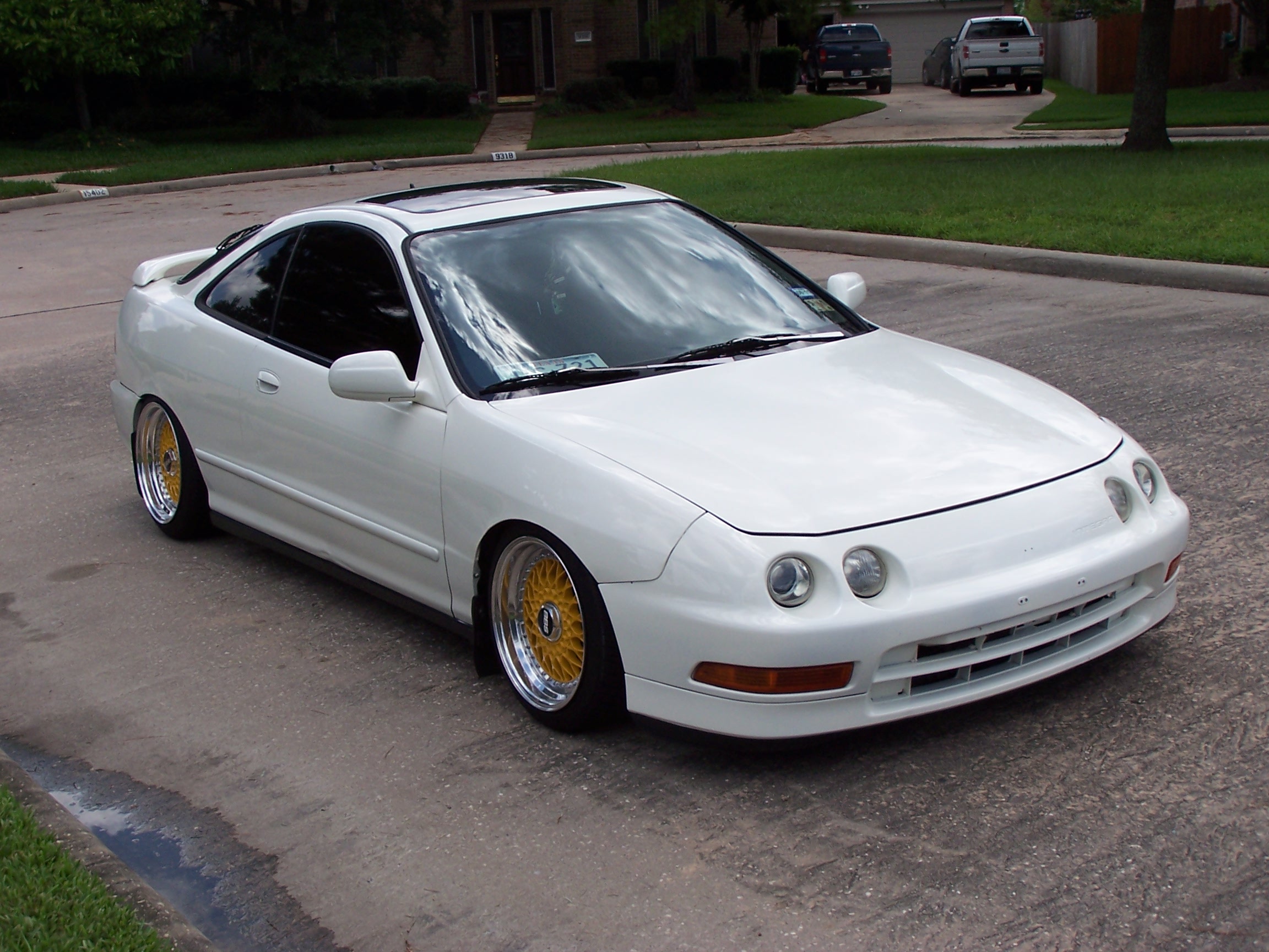 photo 1 Acura Integra custom wheels BBS Rs 16x8.5, ET +20, tire size 205/40 R16. 16x9.0 ET+14