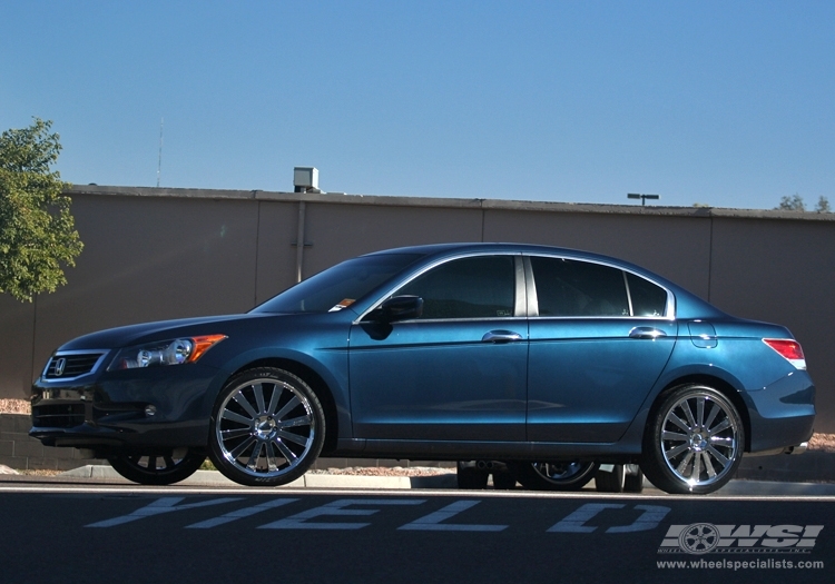 photo 1 Honda Accord custom wheels Giovanna Santorini 20x, ET , tire size X R20. x ET
