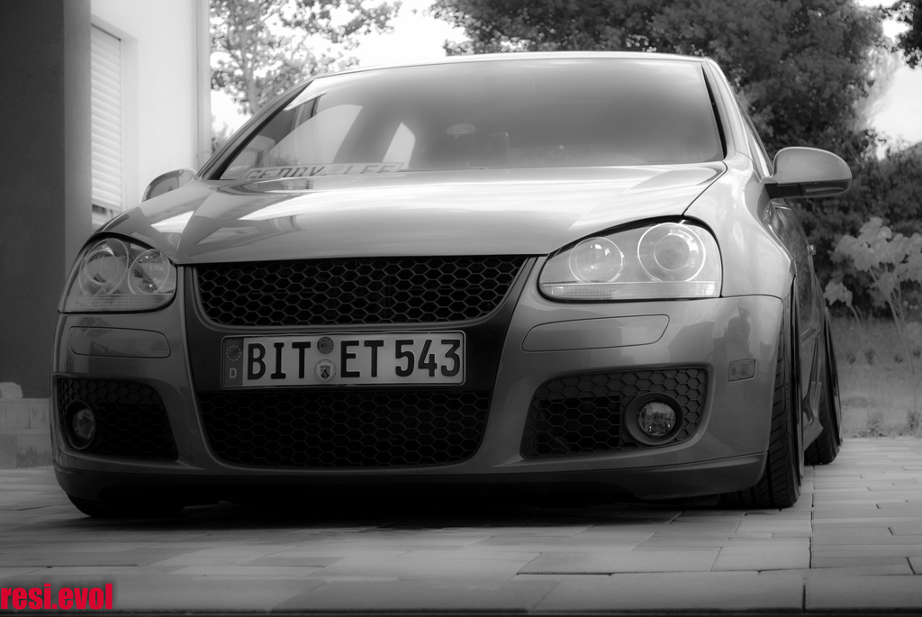 photo 1 Volkswagen Rabbit custom wheels Work Equip M1 18x9.0, ET +38, tire size 205/40 R18. 18x10.0 ET+32 215/40 R18
