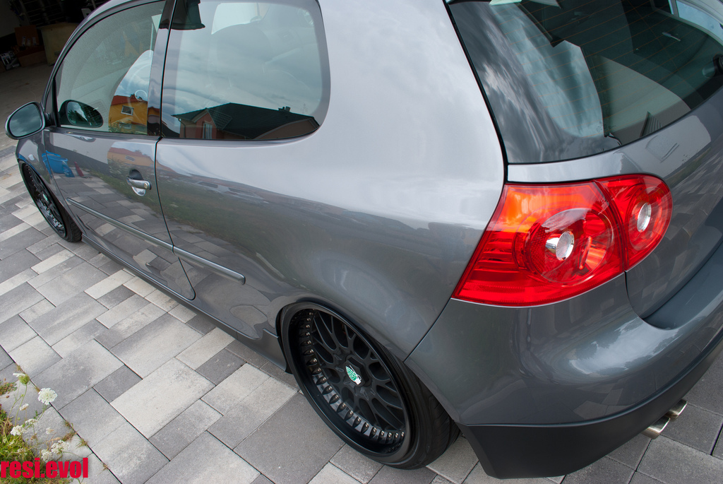 photo 6 Volkswagen Rabbit custom wheels Work Equip M1 18x9.0, ET +38, tire size 205/40 R18. 18x10.0 ET+32 215/40 R18
