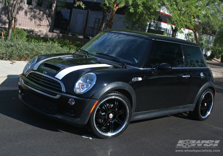 photo 1 MINI Cooper S custom wheels Momo RPM 18x, ET , tire size X R18. x ET