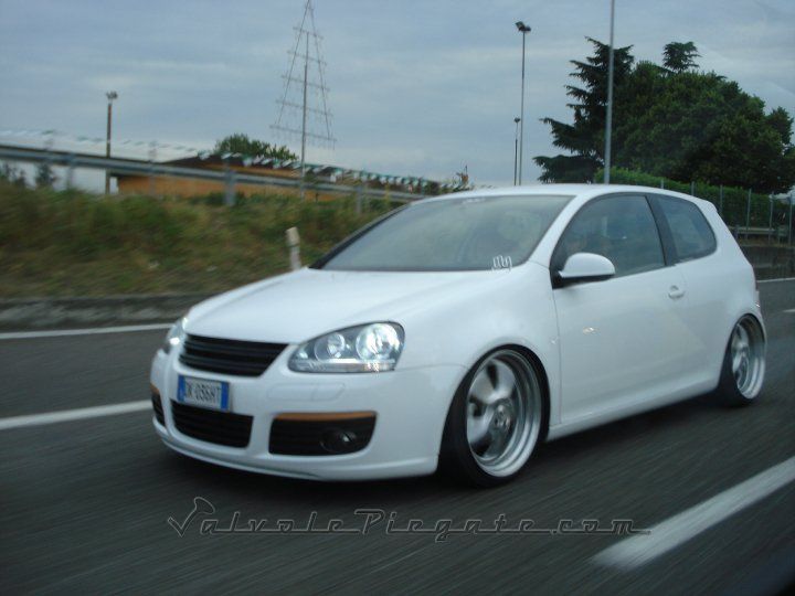 photo 6 Volkswagen Rabbit custom wheels RH Alurad Turbo P 19x8.5, ET +52, tire size 225/35 R19. 19x9.5 ET+52 