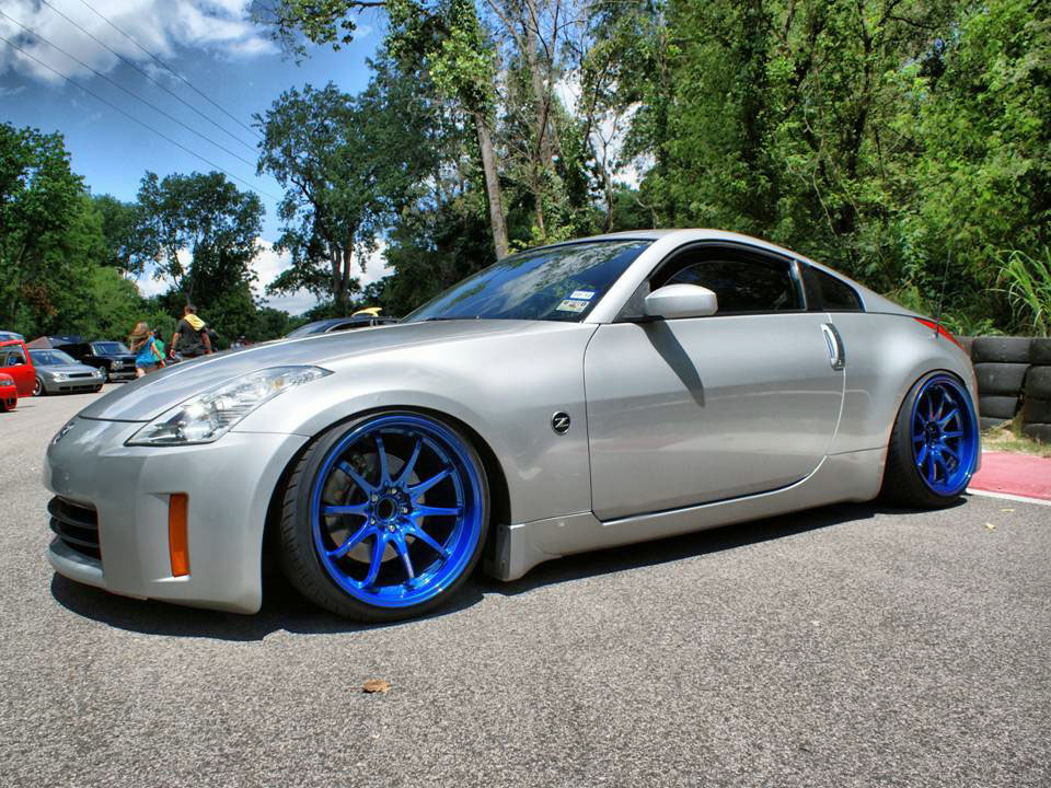 photo 6 Nissan 350Z custom wheels Rays Engineering Volk Racing CE28 19x9.5, ET -3, tire size 225/35 R19. 19x10.5 ET-13 245/35 R19