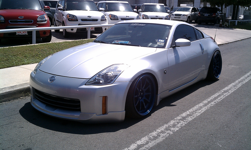 photo 11 Nissan 350Z custom wheels Rays Engineering Volk Racing CE28 19x9.5, ET -3, tire size 225/35 R19. 19x10.5 ET-13 245/35 R19