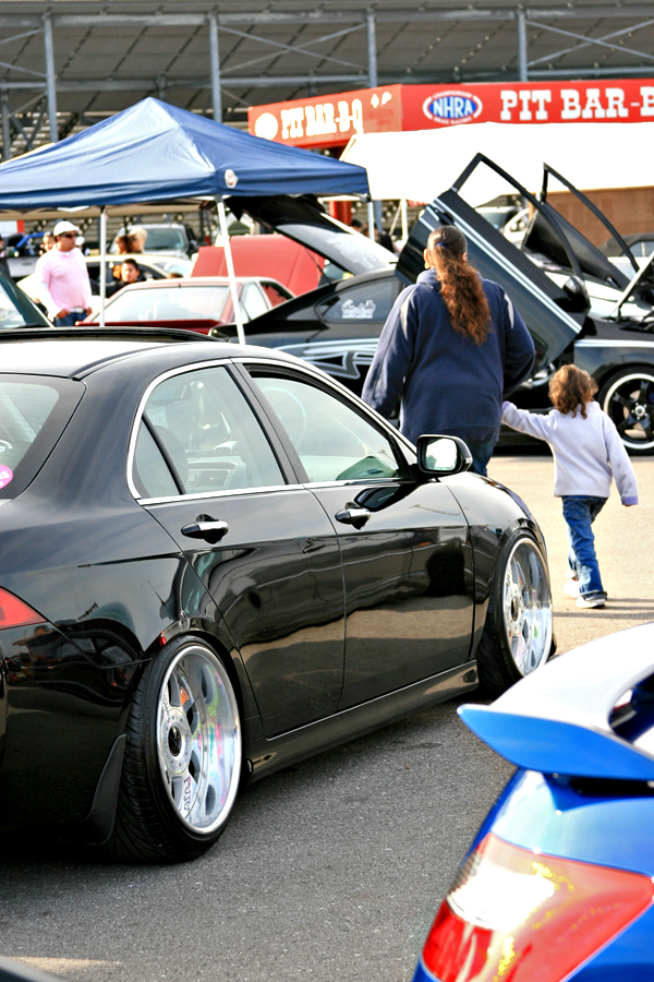 photo 4 Acura TSX custom wheels SSR Vienna 18x9.0, ET +17, tire size 215/40 R18. 18x10.0 ET+23 225/40 R18