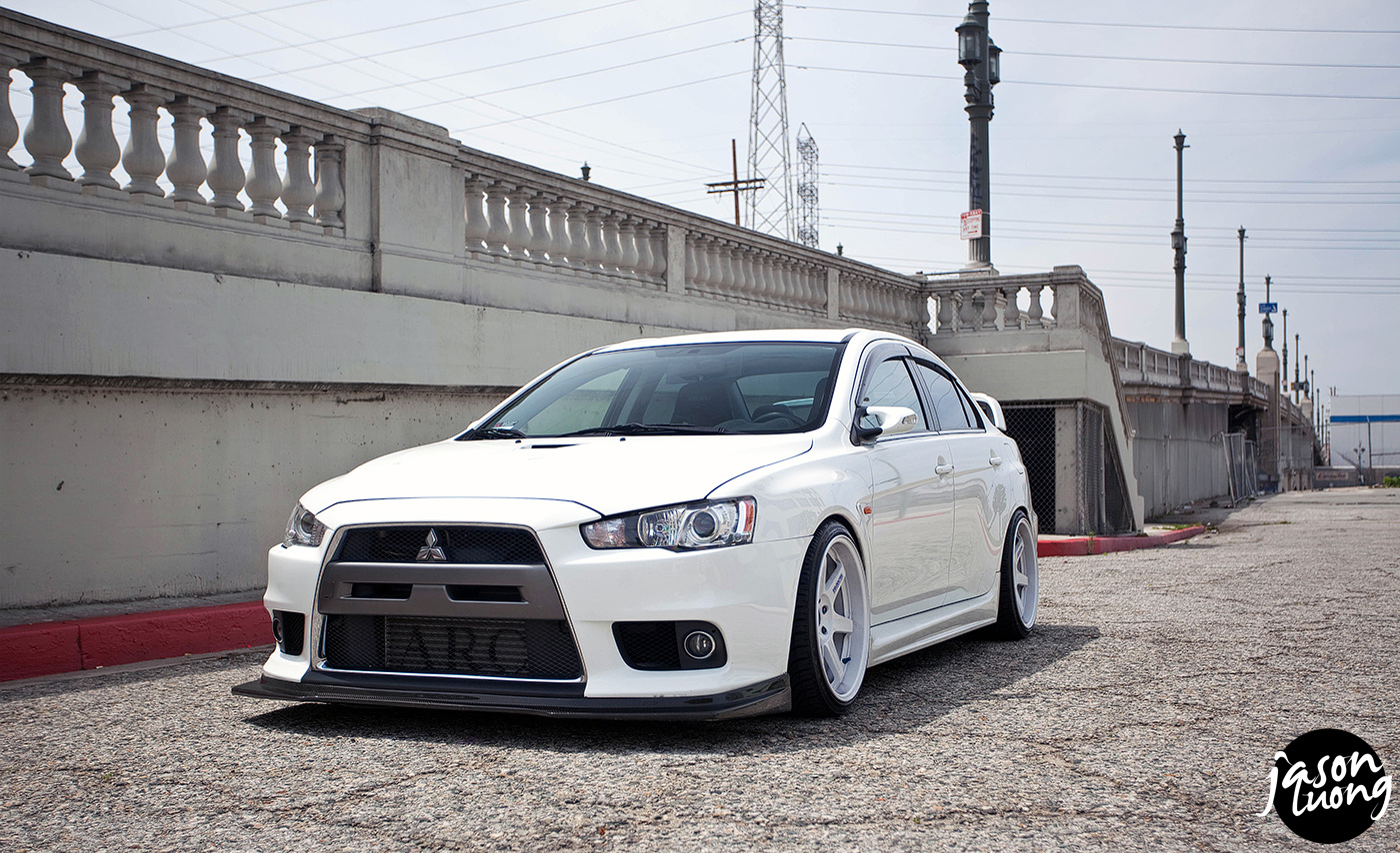 photo 1 Mitsubishi Lancer Evolution custom wheels Rays Engineering Volk Racing TE37 19x10.5, ET +12, tire size 265/30 R19. x ET