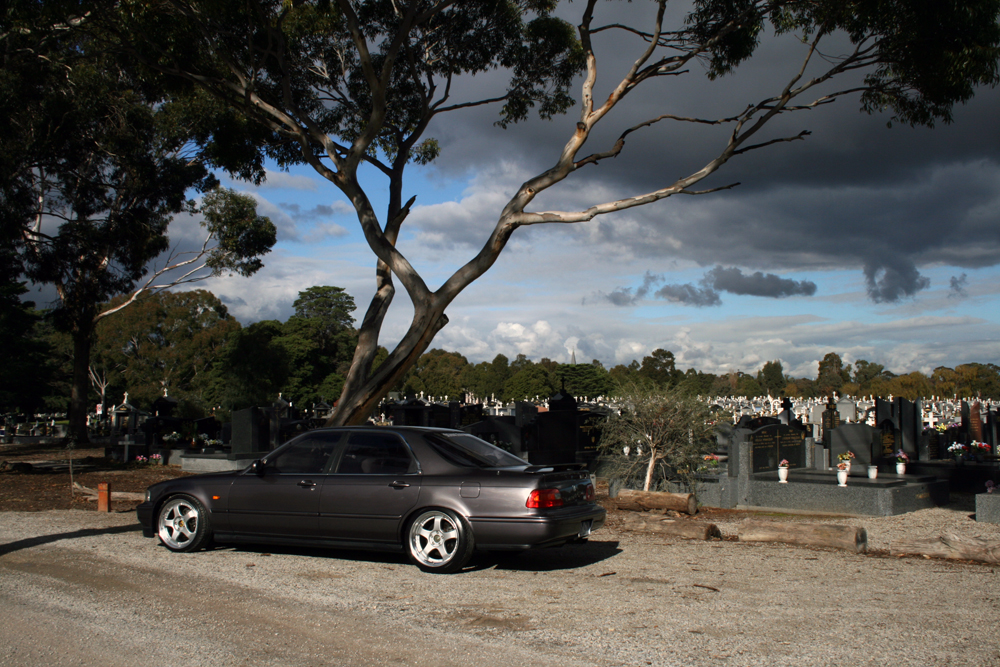 photo 7 Acura Legend custom wheels SSR Professor SP1 18x8.0, ET +49, tire size 215/35 R18. 18x9.0 ET+37 225/40 R18