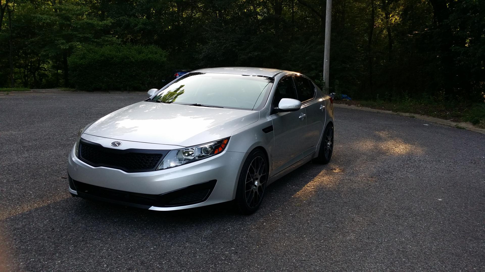 photo 3 Kia Optima custom wheels Niche Sport M108 Circuit 18x8.0, ET +30, tire size 225/45 R18. x ET