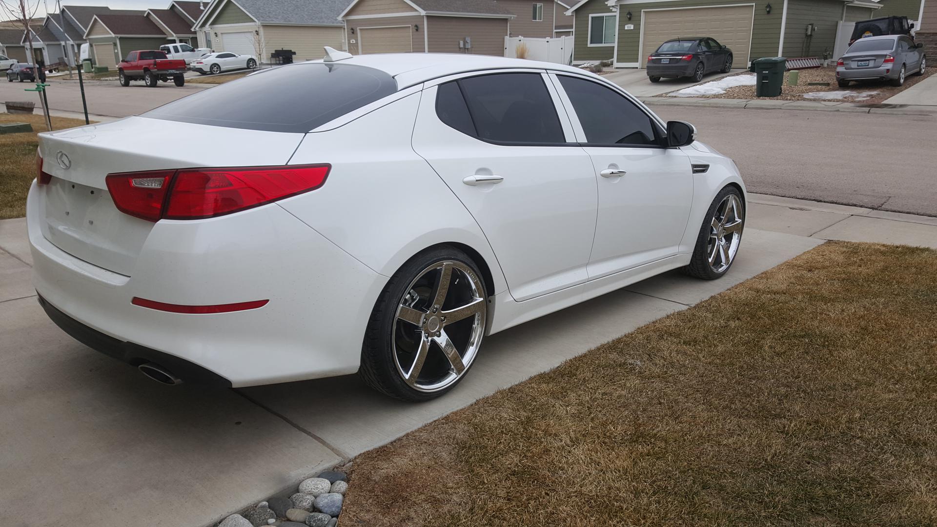 photo 1 Kia Optima custom wheels Ruff R1 20x8.5, ET +38, tire size 235/35 R20. 20x10.0 ET+42