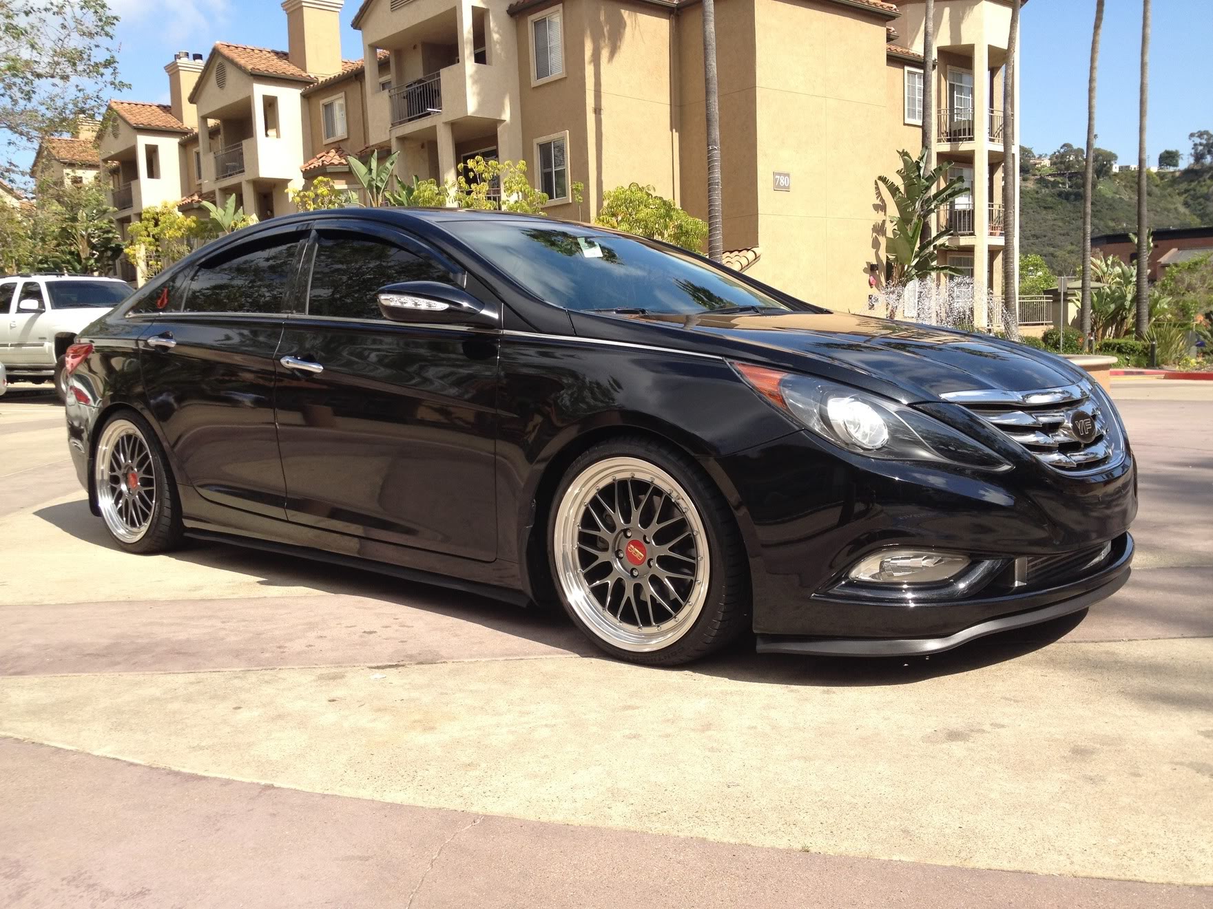 photo 2 Hyundai Sonata custom wheels BBS LM 19x8.5, ET +35, tire size 225/35 R19. x ET
