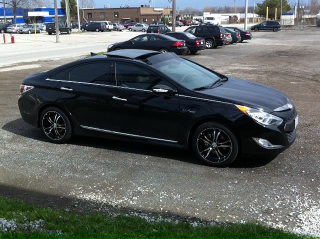 photo 1 Hyundai Sonata Hybrid custom wheels 18x, ET , tire size X R18. x ET