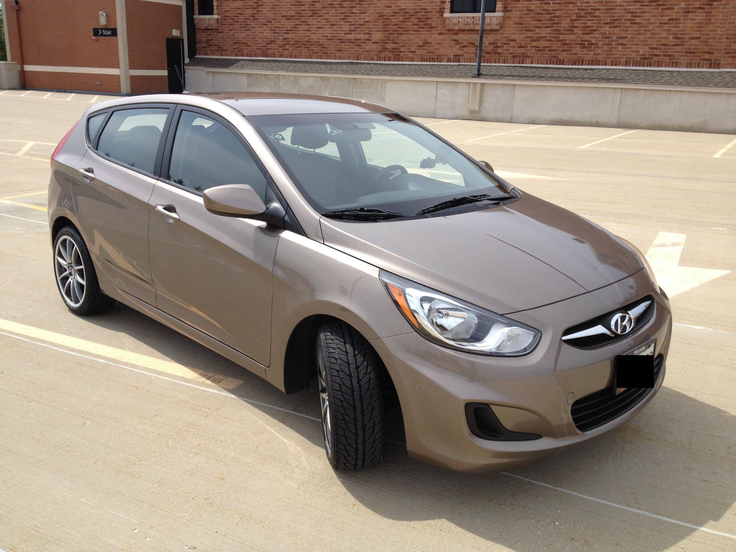 photo 3 Hyundai Accent custom wheels Focal F10 17x7.0, ET , tire size 205/40 R17. x ET