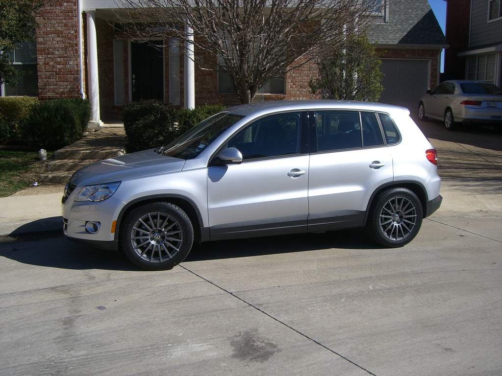 photo 1 Volkswagen Tiguan custom wheels   18x8.0, ET +43, tire size X R18. x ET 