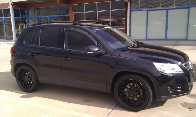 photo 1 Volkswagen Tiguan custom wheels Vertini Magic 20x8.5, ET +35, tire size 255/35 R20. x ET 