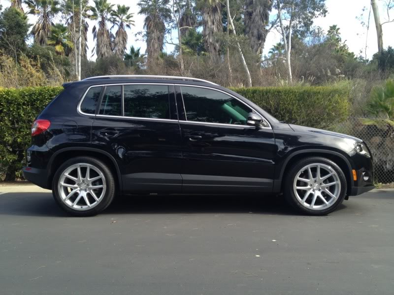 photo 1 Volkswagen Tiguan custom wheels   19x9.0, ET +35, tire size 255/40 R19. x ET 