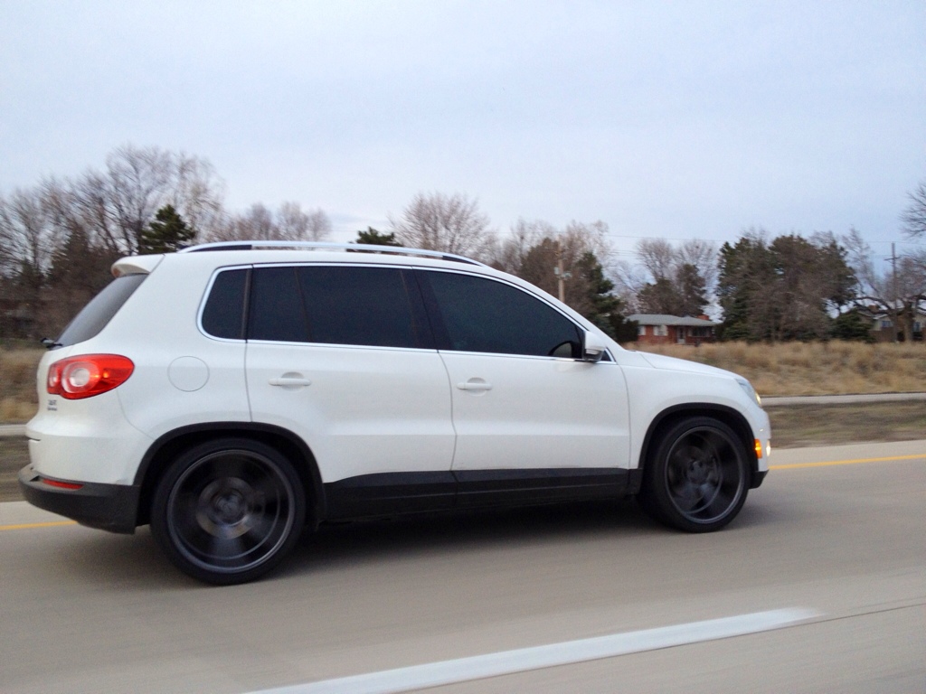 photo 1 Volkswagen Tiguan custom wheels Vossen CV3 20x10.0, ET , tire size 275/30 R20. x ET 