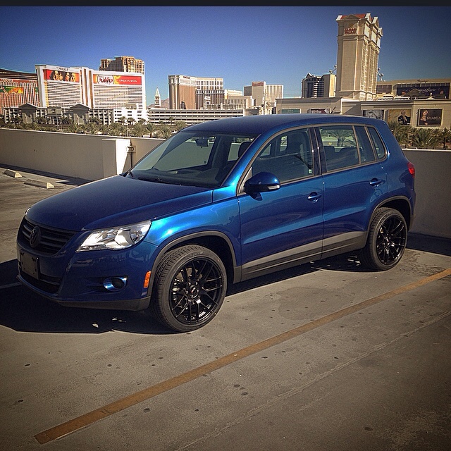photo 1 Volkswagen Tiguan custom wheels XXR 530 19x8.75, ET +35, tire size 225/45 R19. x ET 