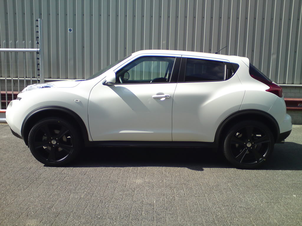 photo 2 Nissan Juke custom wheels 19x8.0, ET +40, tire size 235/40 R19. x ET