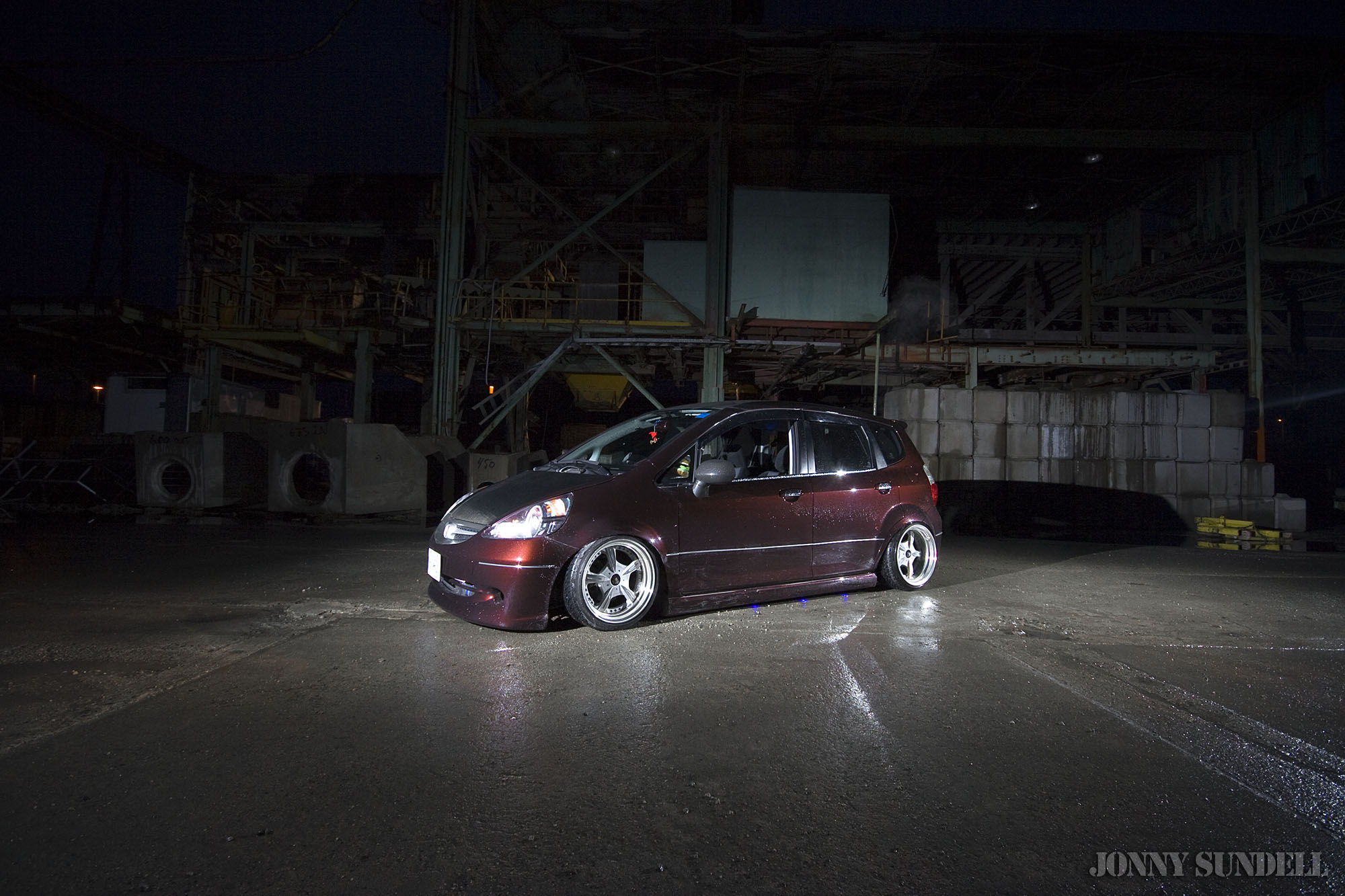 photo 12 Honda Fit custom wheels Leon Hardiritt  16x8.0, ET +11, tire size 195/40 R16. 16x9.5 ET+5 215/35 R16
