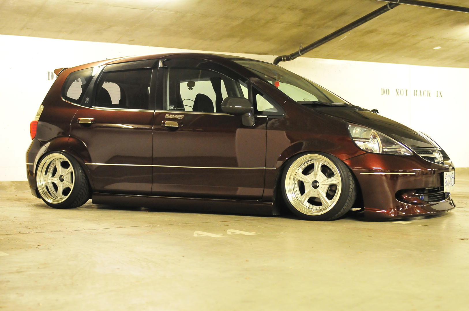 photo 14 Honda Fit custom wheels Leon Hardiritt  16x8.0, ET +11, tire size 195/40 R16. 16x9.5 ET+5 215/35 R16
