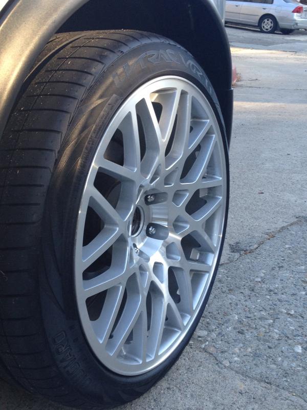 photo 1 Nissan Juke custom wheels 19x9.5, ET +35, tire size 235/40 R19. x ET