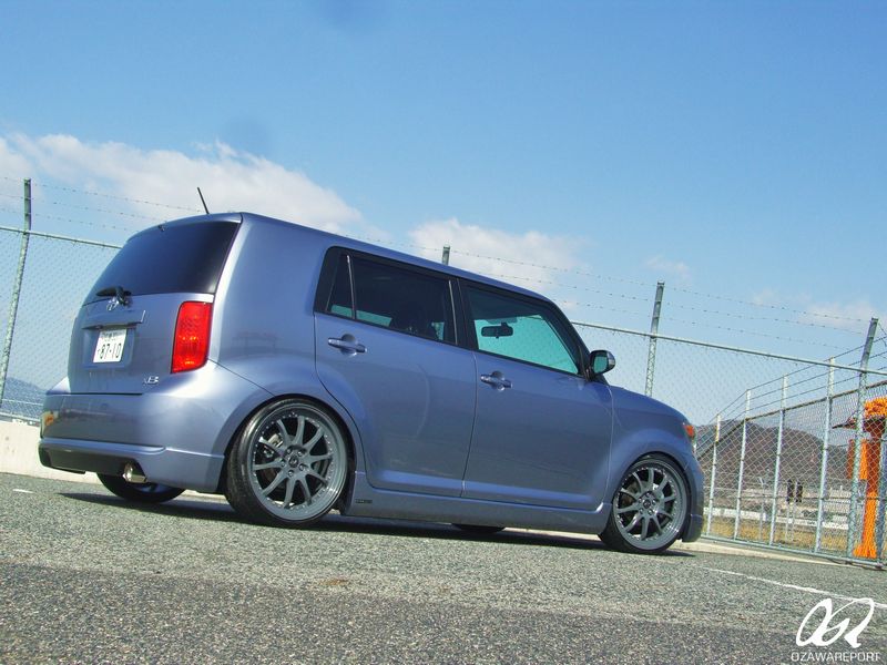 photo 3 Scion xB custom wheels Forgestar F10 20x8.5, ET +45, tire size 225/30 R20. 20x9.0 ET+38 235/30 R20