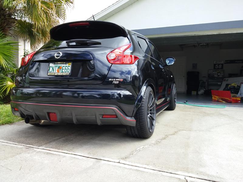 photo 3 Nissan Juke custom wheels Enkei RS05RR 18x9.5, ET +35, tire size 245/40 R18. x ET