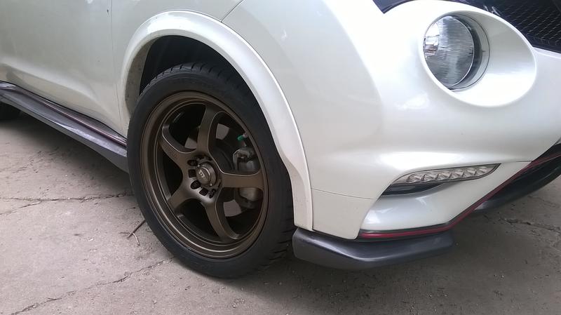 photo 1 Nissan Juke custom wheels Motegi Racing Traklite MR131 18x8.0, ET , tire size 245/40 R18. x ET