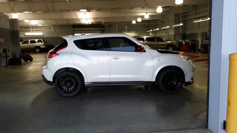 photo 5 Nissan Juke custom wheels Wedssport SA-15R 18x9.5, ET +38, tire size 275/35 R18. x ET
