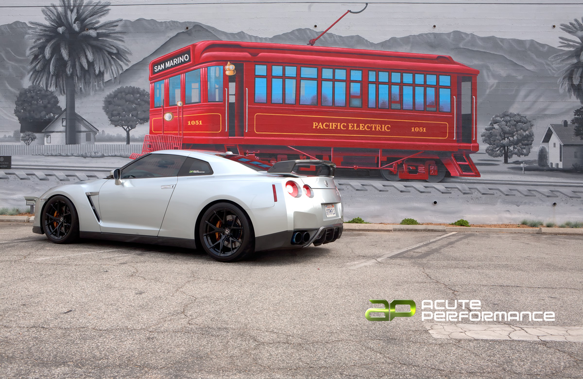 photo 4 Nissan GT-R custom wheels Klassen M52-R 20x10.0, ET , tire size X R20. 20x12.0 ET 