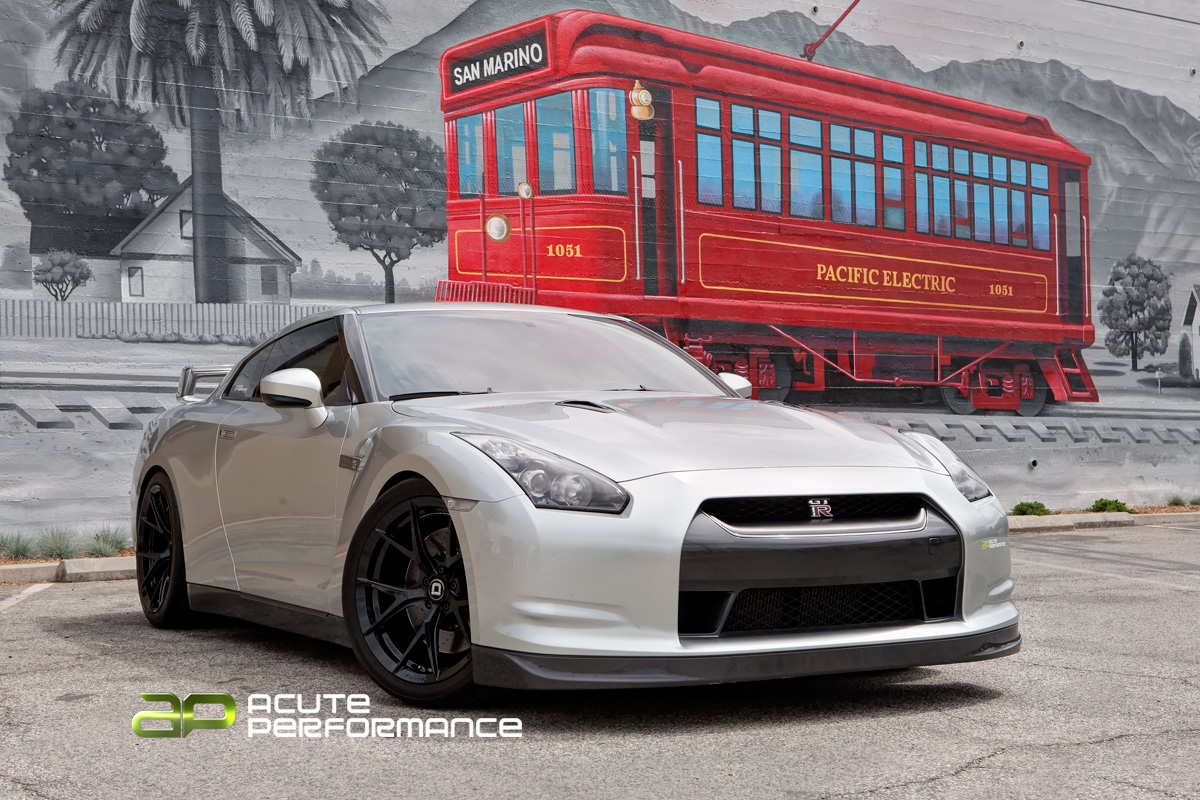 photo 5 Nissan GT-R custom wheels Klassen M52-R 20x10.0, ET , tire size X R20. 20x12.0 ET 
