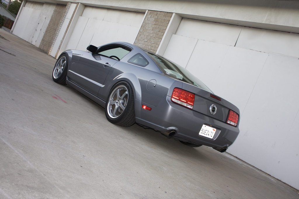 photo 7 Ford Mustang custom wheels RoJa R2-5 19x9.5, ET +21, tire size 255/40 R19. 19x9.5 ET+29 275/40 R19