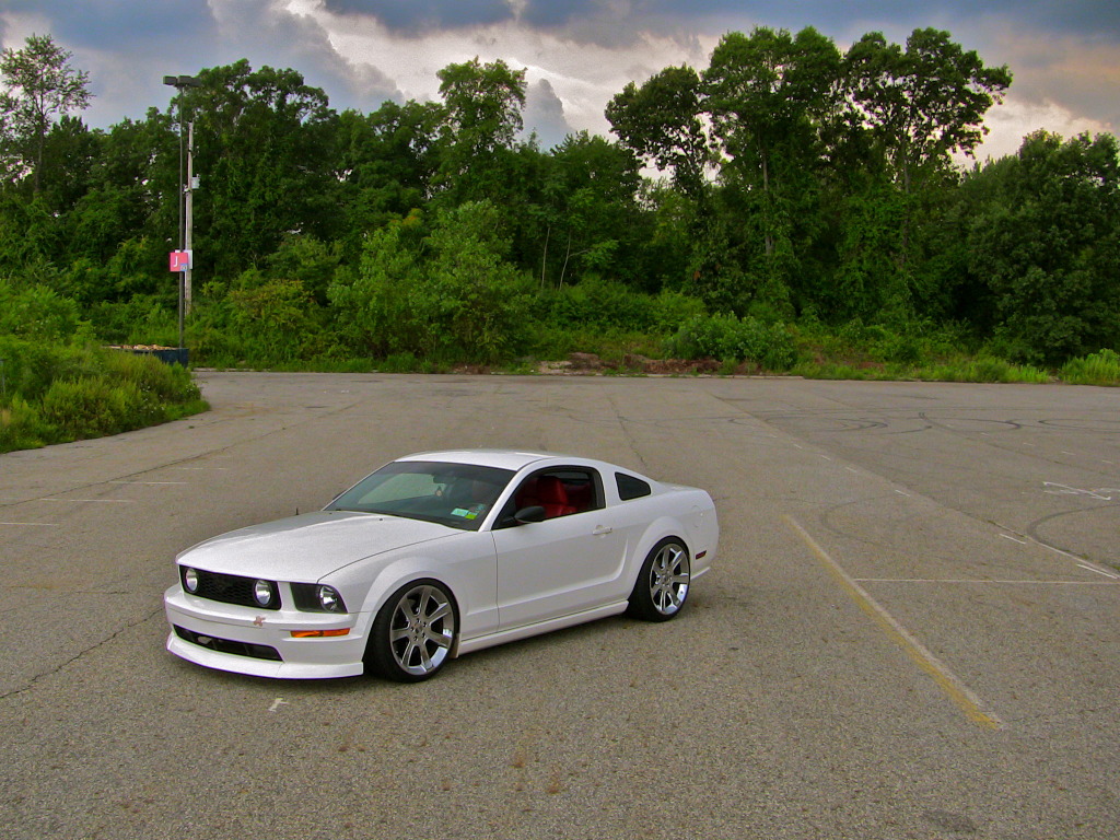 photo 2 Ford Mustang custom wheels Saleen  20x9.0, ET 0, tire size 235/35 R20. 20x10.0 ET+20 255/35 R20
