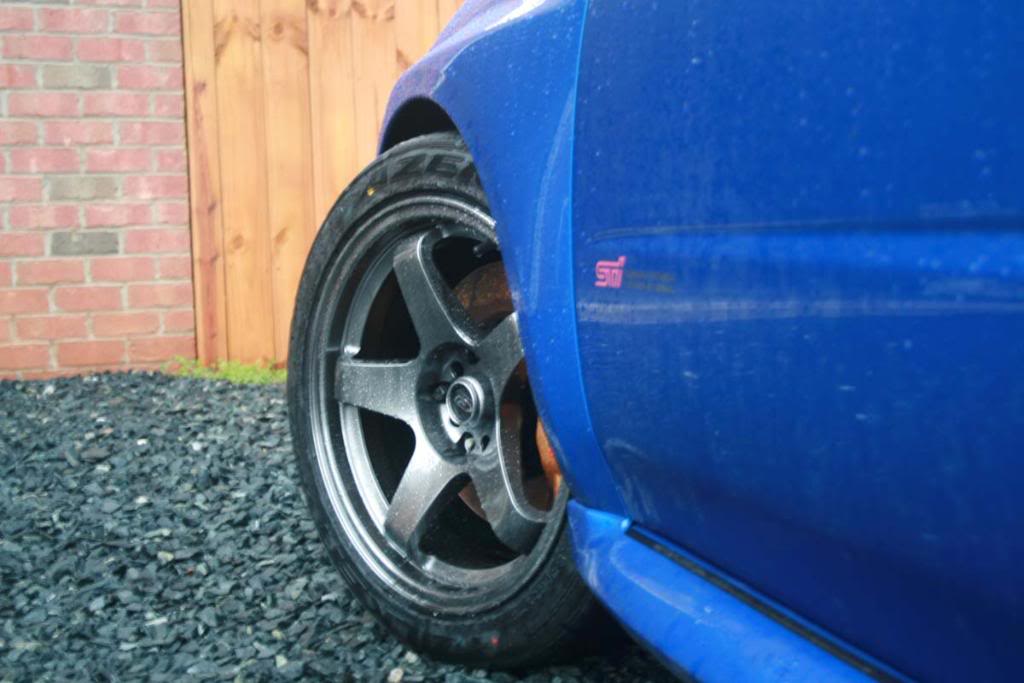photo 1 Subaru Impreza custom wheels Rota P45R 17x9.5, ET , tire size 255/40 R17. x ET 
