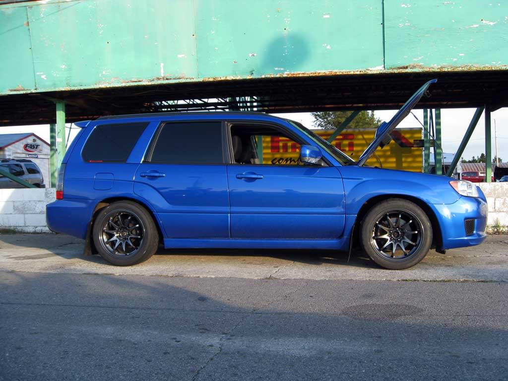 photo 2 Subaru Forester custom wheels Rota DPT 17x9.0, ET +42, tire size 255/40 R17. x ET 