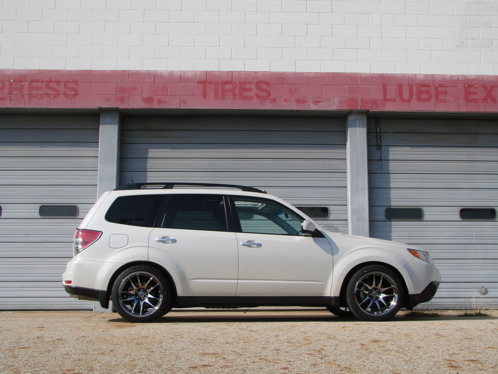 photo 2 Subaru Forester custom wheels Rota Torque 18x9.5, ET +35, tire size X R18. x ET 