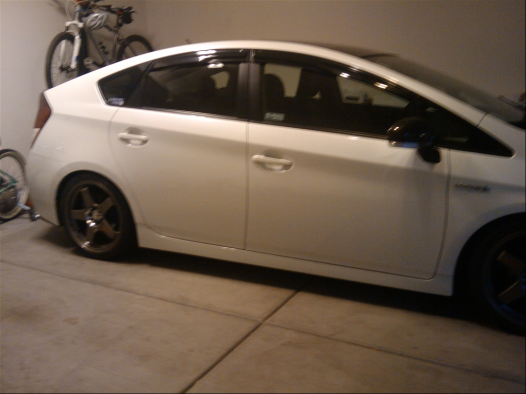 photo 2 Toyota Prius custom wheels Tom TN-06 18x7.5, ET +38, tire size 215/40 R18. x ET