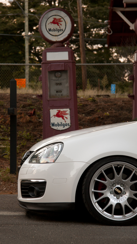 photo 2 Volkswagen Rabbit custom wheels BBS CH 18x8.0, ET +30, tire size 205/40 R18. 18x8.0 ET+32 