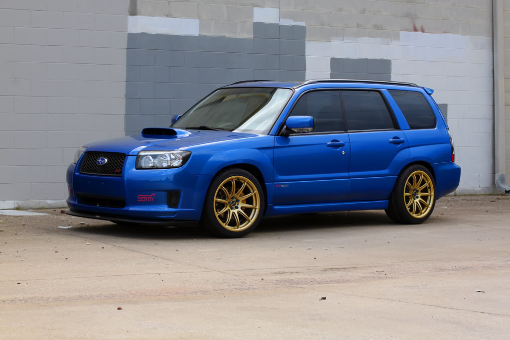photo 1 Subaru Forester custom wheels Rota T2R 18x9.5, ET , tire size 265/35 R18. x ET 