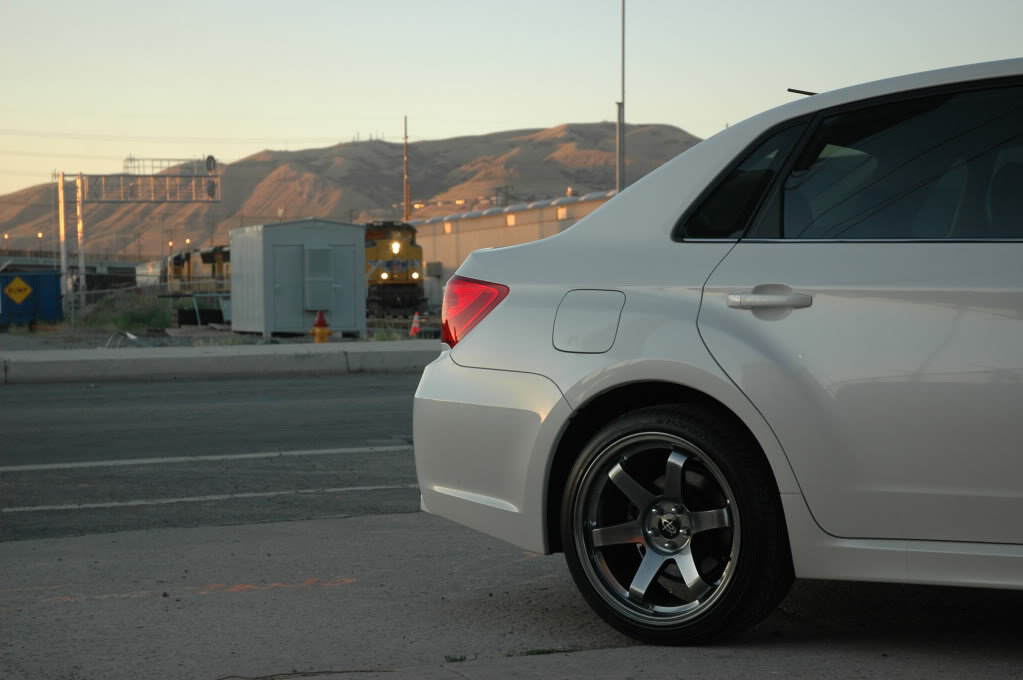photo 1 Subaru Impreza custom wheels Rota Grid 18x9.5, ET , tire size X R18. x ET 