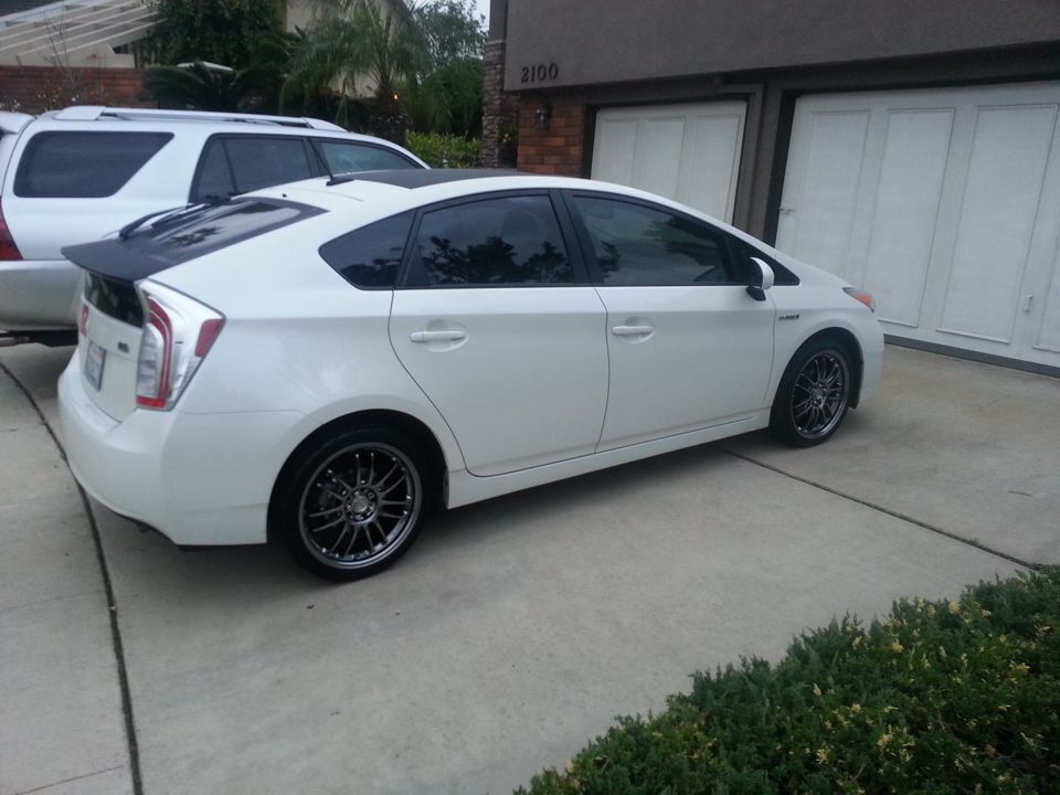 photo 1 Toyota Prius custom wheels Volk Racing RE30 18x7.0, ET +48, tire size 205/40 R18. x ET