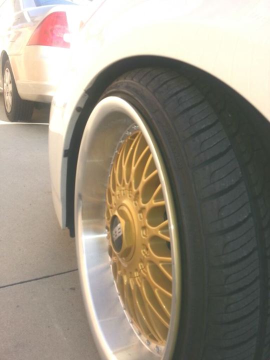 photo 3 Toyota Prius custom wheels BBS RS replica 18x9.0, ET +30, tire size 225/35 R18. x ET 