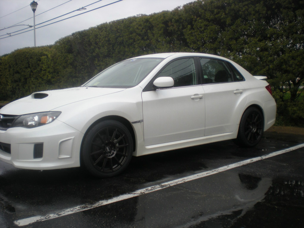 photo 2 Subaru Impreza WRX custom wheels Rota Grid 18x8.5, ET +44, tire size 245/40 R18. x ET 