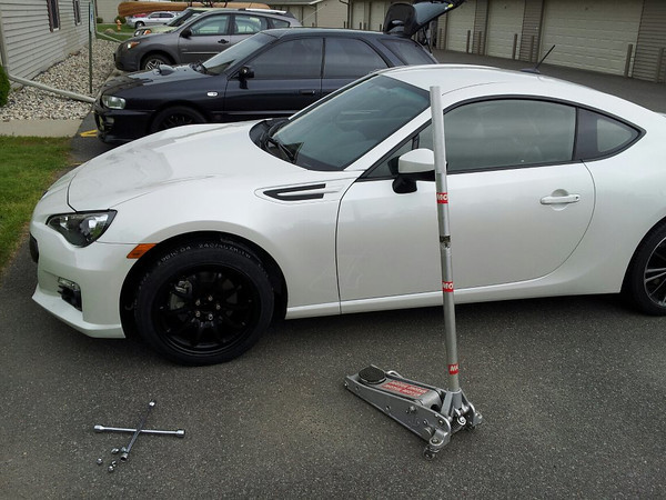 photo 3 Subaru BRZ custom wheels Rota DPT 17x9.0, ET +42, tire size 245/40 R17. x ET 