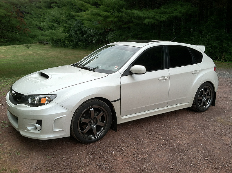 photo 2 Subaru Impreza WRX custom wheels Rota Grid 18x8.5, ET +44, tire size X R18. x ET