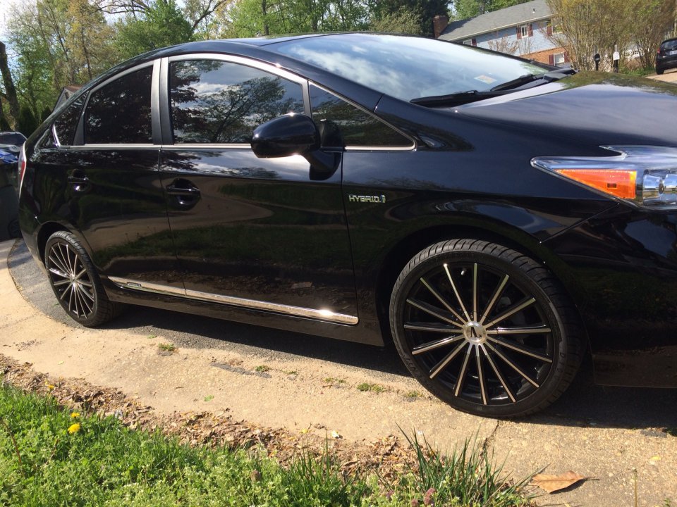 photo 1 Toyota Prius custom wheels 18x7.5, ET , tire size X R18. x ET
