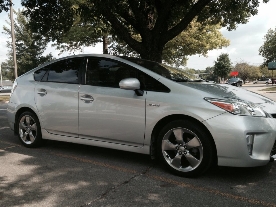 photo 1 Toyota Prius custom wheels   17x, ET , tire size 215/45 R17. x ET 