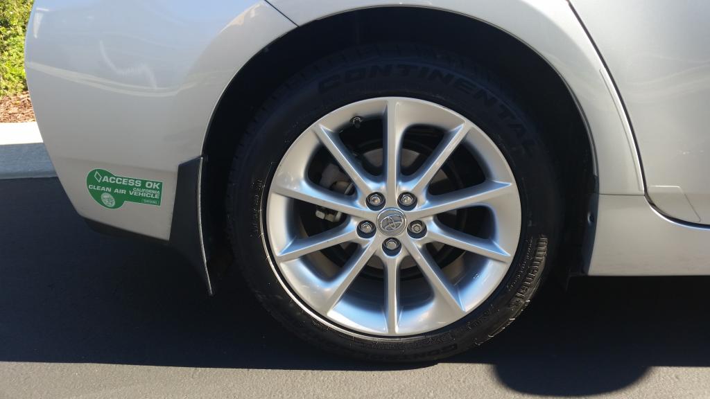 photo 1 Toyota Prius Plug-in custom wheels OEM Lexus CT200h 17x7.0, ET +45, tire size 205/50 R17. x ET