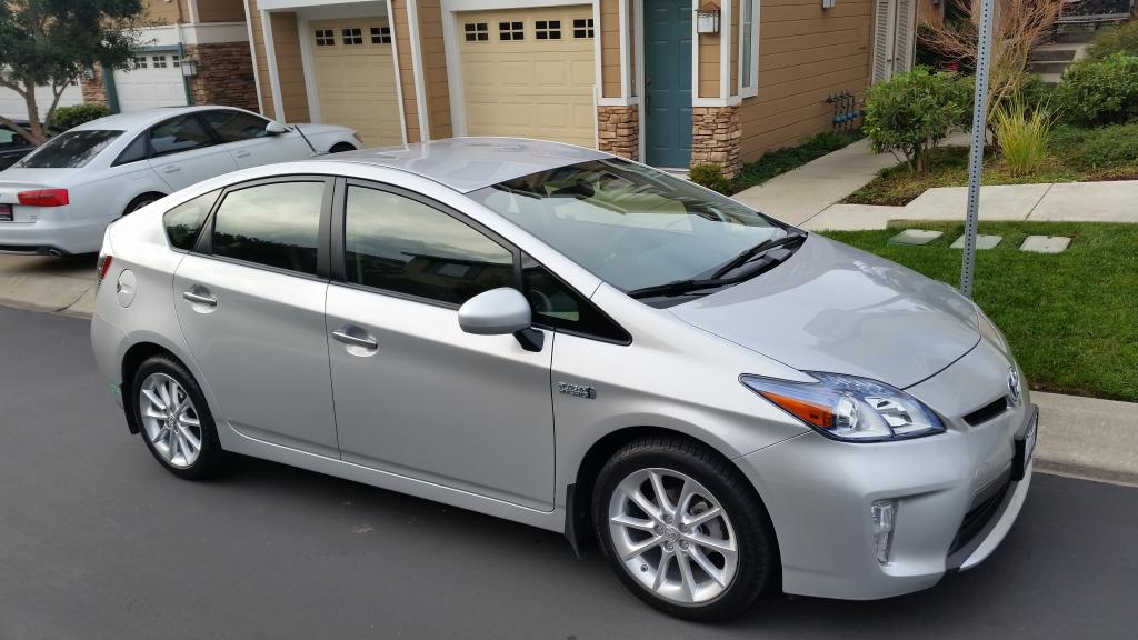 photo 2 Toyota Prius Plug-in custom wheels OEM Lexus CT200h 17x7.0, ET +45, tire size 205/50 R17. x ET