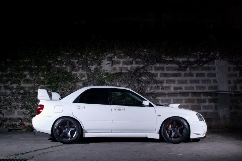 photo 2 Subaru Impreza custom wheels Rota RT5 18x10.0, ET , tire size X R18. x ET 